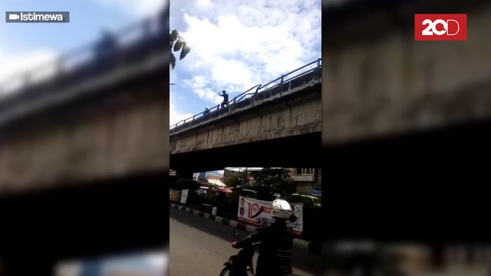 Geger Video Pria Loncat dari Jembatan Kircon Bandung