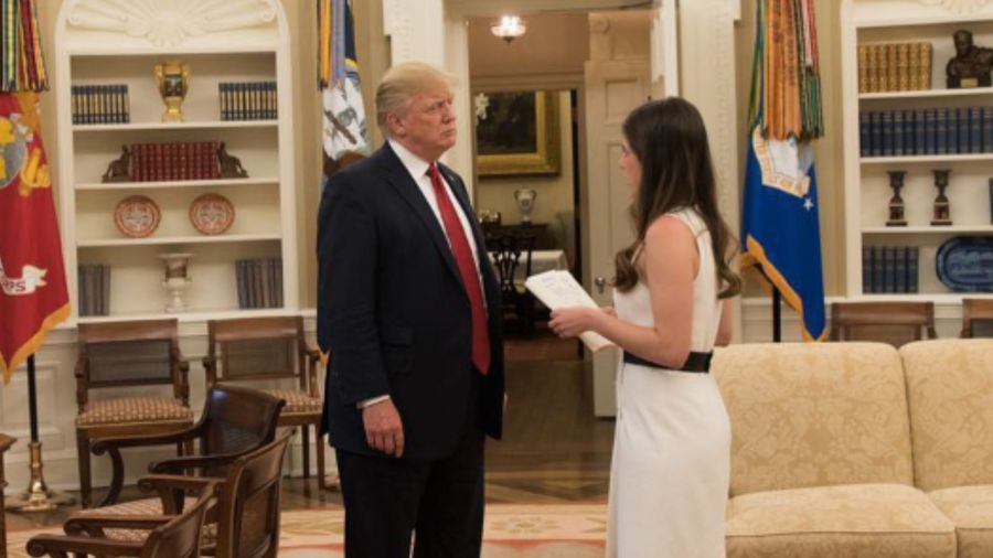 Bikin Iri! Ini Gaji Asisten Presiden Donald Trump