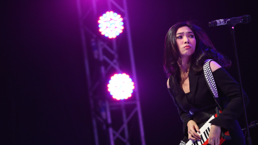 Raisa Sudah Tunangan, Netizen ‘Kejar’ Isyana