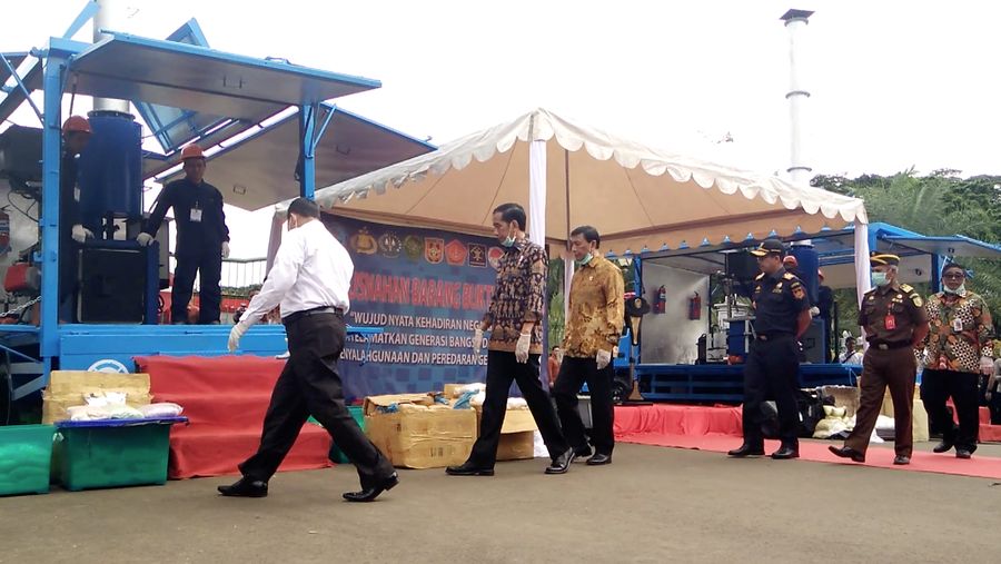 Presiden Jokowi Turun Tangan Musnahkan Narkoba