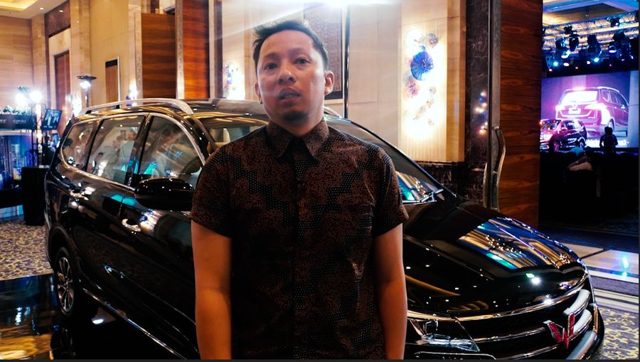 MPV Canggih Wuling Bikin Ringgo Heran