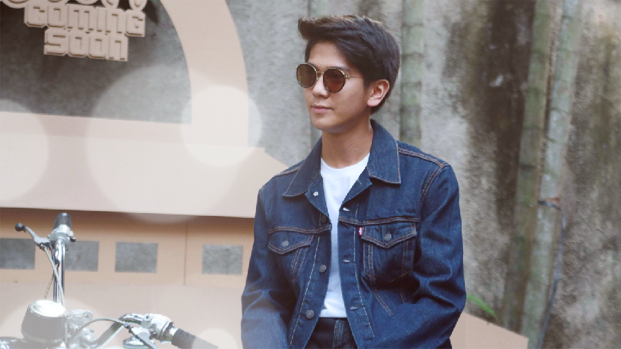 Kok Pada Nggak Suka Sih Iqbaal ‘CJR’ Jadi Dilan?