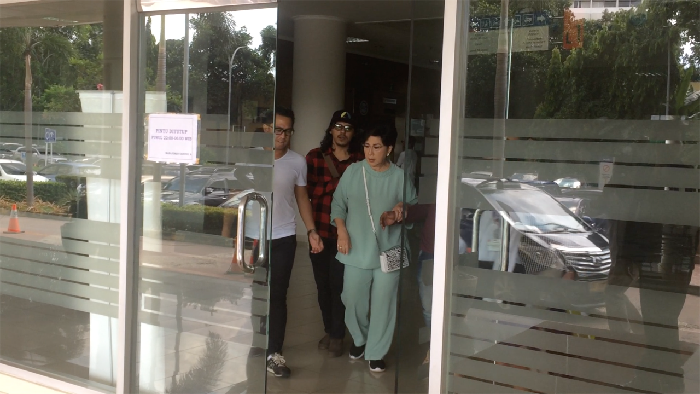 Dijenguk Titiek Puspa, Jupe Joget Bersama 
