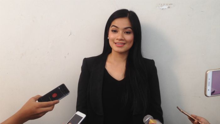 Sibuk Promo Film, Ini Tips Titi Kamal Quality Time dengan Keluarga