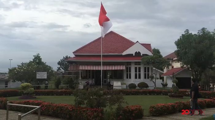 Belajar Mencintai Indonesia Lagi di Rumah Bung Karno Bengkulu