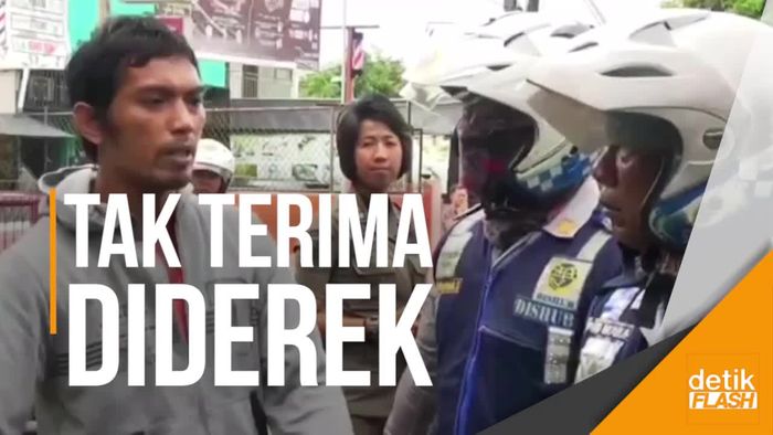 Terjaring Operasi Tertib Trotoar, Para Pemilik Mobil Ini Protes