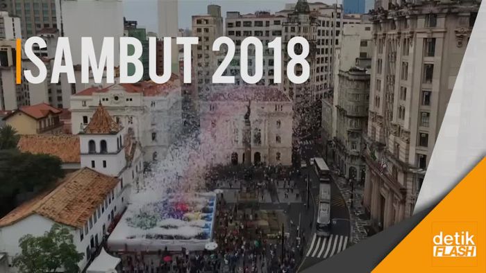 Rayakan Pergantian Tahun, Puluhan Ribu Balon Dilepas ke Angkasa