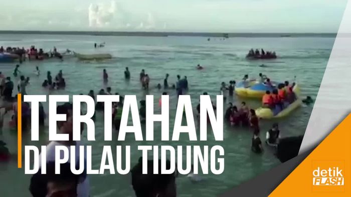 Cuaca Buruk, Ratusan Wisatawan Terdampar di Kepulaun Seribu