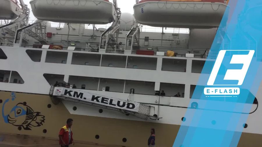 Serunya Berlayar dengan Kapal KM Kelud