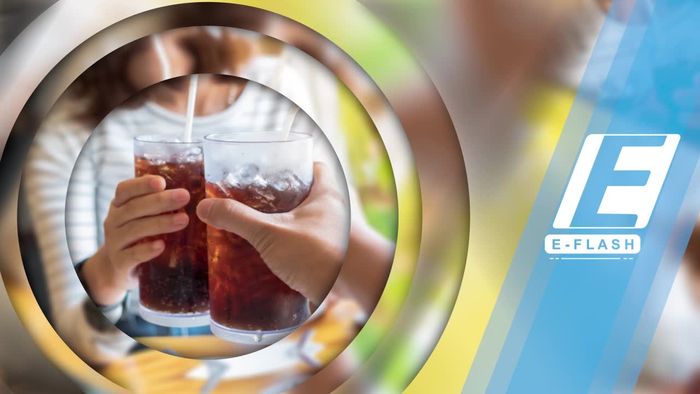 Hmm... Minum Soda Bisa Bikin Gendut?
