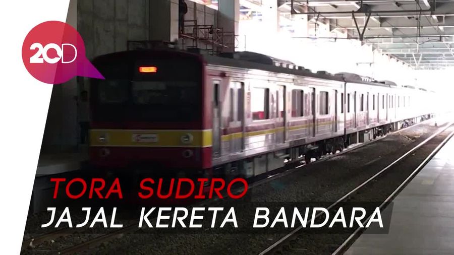 Tora Sudiro Puas Pakai Wifi Gratis di Kereta Bandara