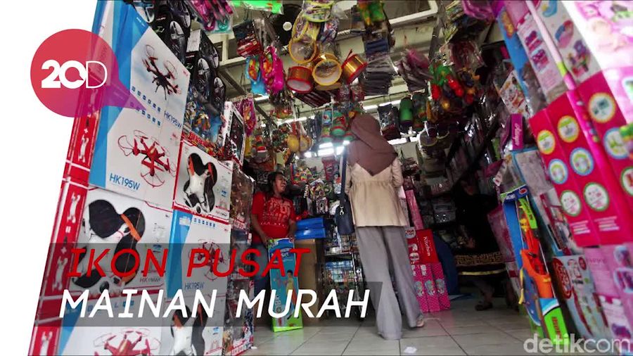 Ramai-ramai Tolak Penggusuran Pasar Gembrong