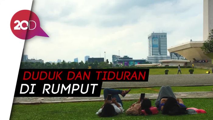 Minggu yang Berbeda di Monas setelah Pagar Pembatas Rumput Dicopot