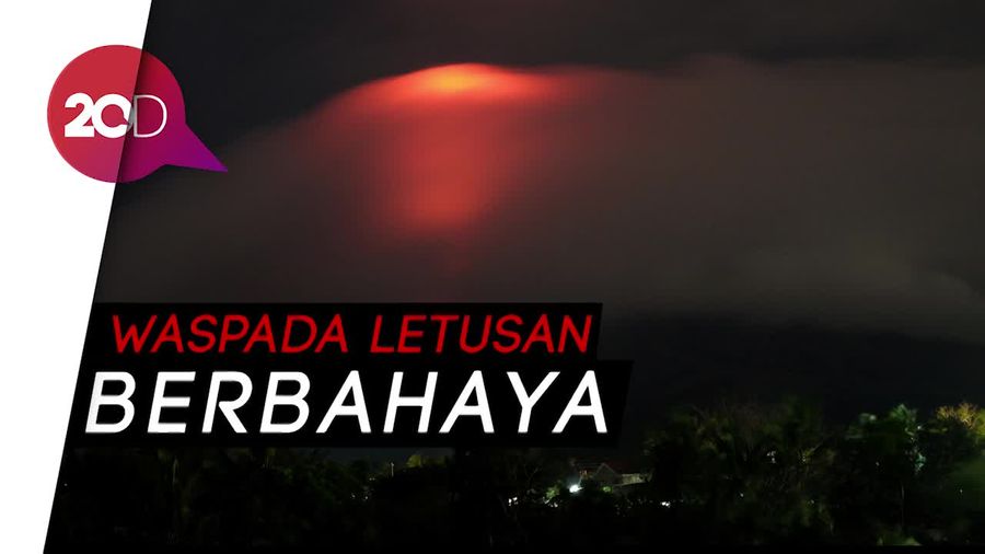 Gunung Mayon Keluarkan Lava, Warga Dipaksa Mengungsi