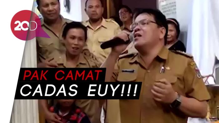 Gokil! Camat Maesaan Nyanyi Shes Gone Mirip Penyanyi Aslinya