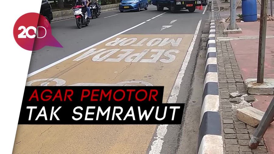 Kembalinya Jalur Khusus Sepeda Motor di Jalan Medan Merdeka Barat 