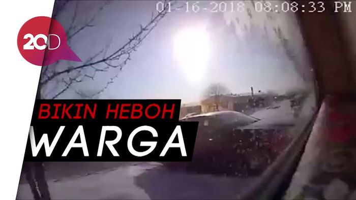 Wow! Meteor Terlihat Melintas di Langit Amerika
