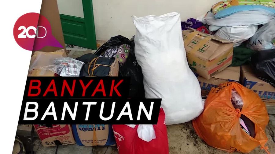 Antusiasme Warga Bantu Pencari Suaka di Kalideres