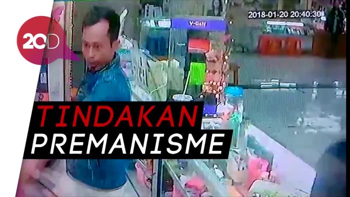 Detik-detik Pembacokan Bos Toko HP Perkara Casing HP
