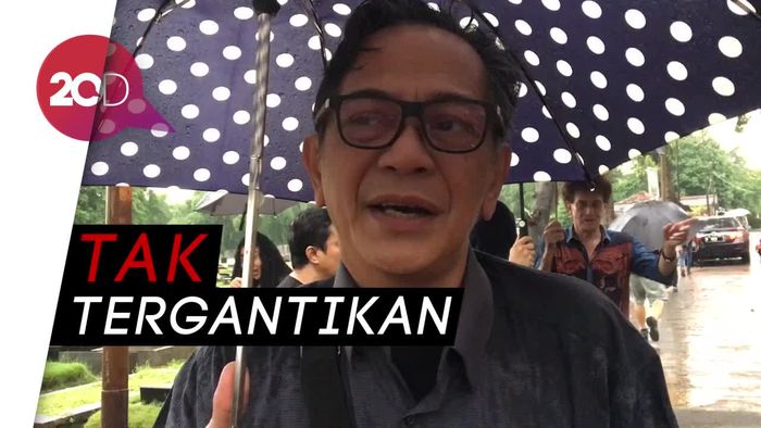 Sys NS di Mata Ray Sahetapy dan Dedi Gumelar