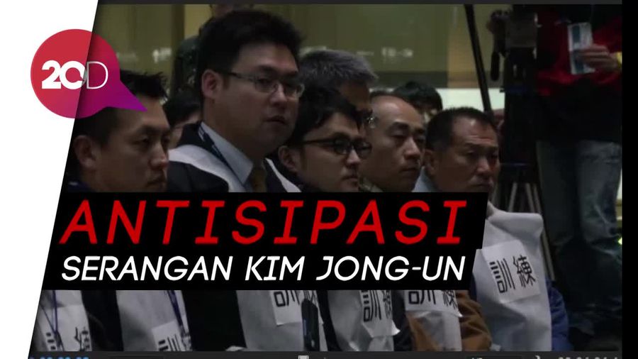 Warga Tokyo Gelar Simulasi Serangan Rudal Korut