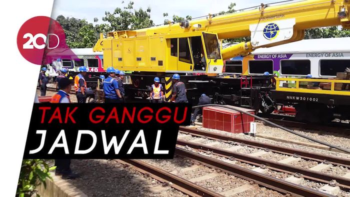 KA Parahyangan Anjlok di Stasiun Bandung