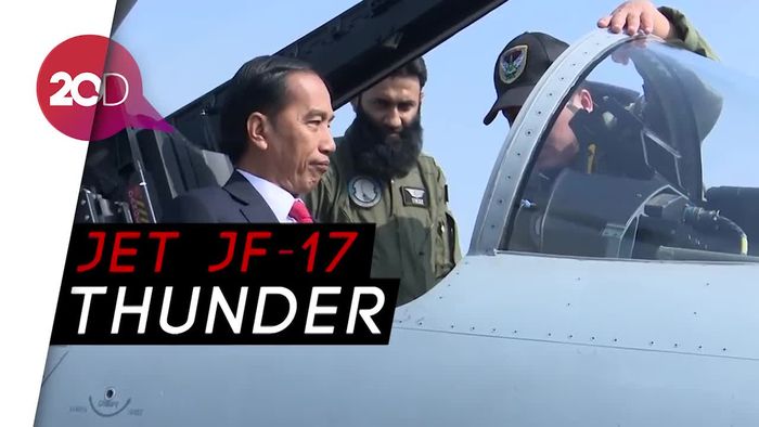 Momen Jokowi Jajal Pesawat Tempur di Pakistan