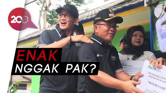 Pijatan Sandiaga untuk Camat Kebayoran Baru