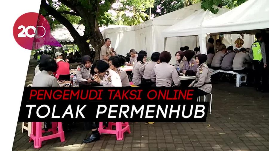 Ribuan Personel TNI Polri Kawal Demo Pengemudi Taksi Online