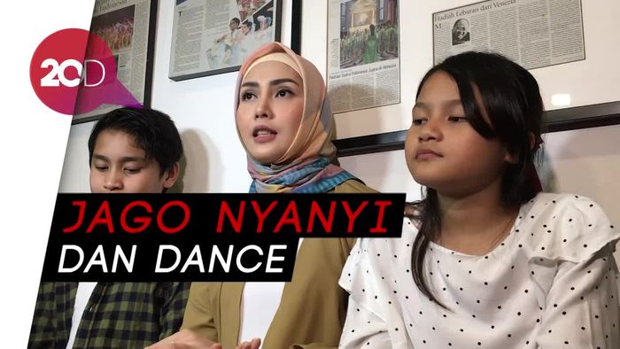 Anak Pasangan Fenita-Arie Untung Mulai Terjun ke Dunia Musik