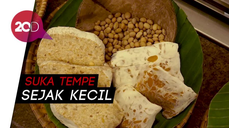 Melihat Proses Pembuatan Tempe Mahasiswi Komunikasi Jogja