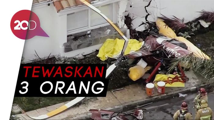 Ngeri! Helikopter Jatuh dan Tabrak Rumah Warga