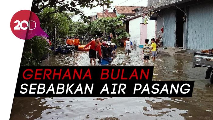 Jelang Gerhana Bulan Total, Muara Baru Mulai Tergenang Banjir Rob