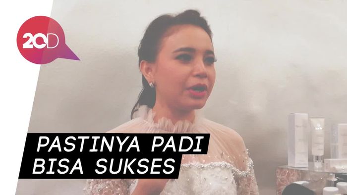 Rossa Beri Dukungan untuk Padi dan Mantan Suami