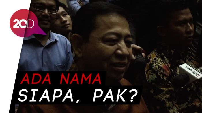 Novanto Keluarkan Buku Sakti, Apa Isinya?