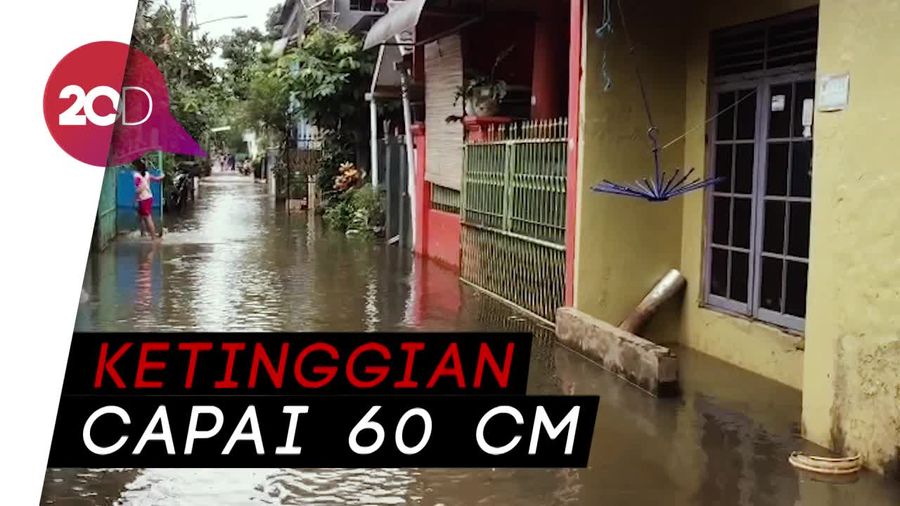 Banjir di Cipinang Melayu Surut, Warga Sibuk Bersih-bersih