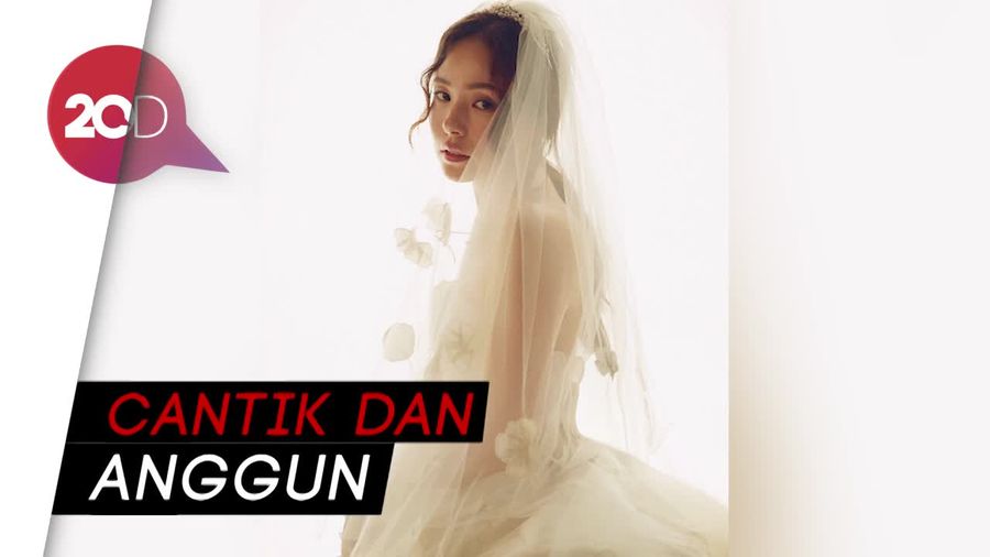 Unggah Foto Bergaun Pengantin, Min Hyo Rin Ucapkan Terima Kasih