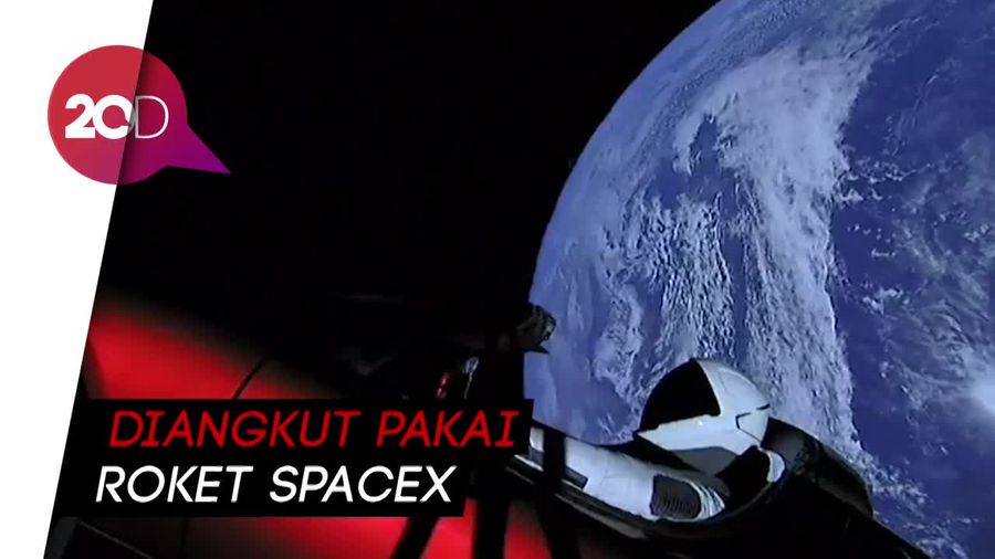 Melihat Mobil Listrik Pertama yang Menjelajahi Antariksa