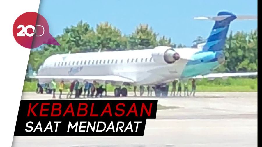 Heboh Pesawat Garuda Indonesia Didorong di Landasan