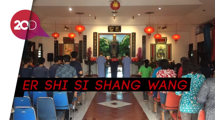 Sembahyang Hari Persaudaraan Jelang Tahun Baru Imlek