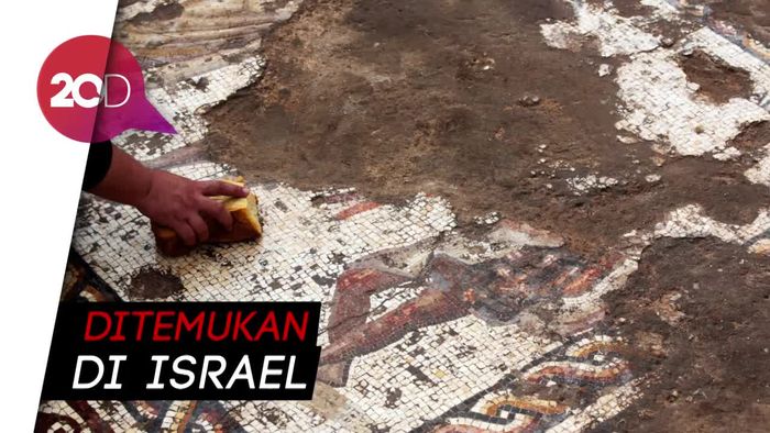 Melihat Lantai Mosaik Langka Berusia 1.800 Tahun