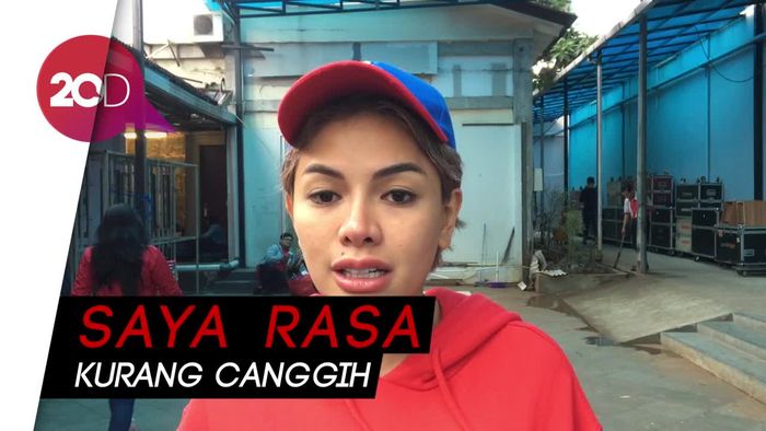 Nikita Mirzani Soal Komedian Indonesia yang Dibui di Hong Kong
