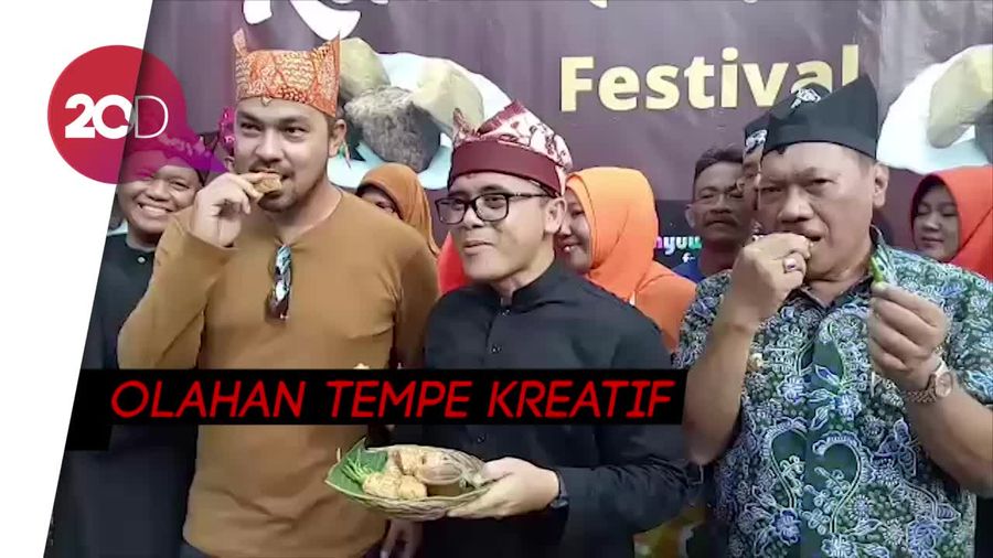 Icip-icip Aneka Produk Kedelai di Festival Tahu Tempe Banyuwangi