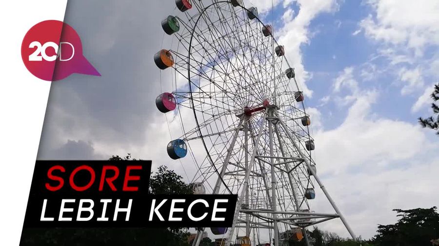 Nyobain Naik Kincir Raksasa Tertinggi di Indonesia 
