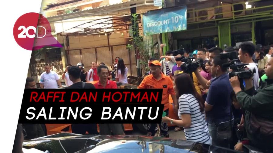 Pagi-pagi, Raffi Ahmad Ngopi Bareng Hotman Paris
