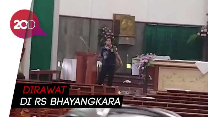 Dua Timah Panas di Kaki Si Penyerang Gereja