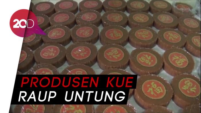 Jelang Imlek, Banjir Permintaan Kue Keranjang di Mojokerto