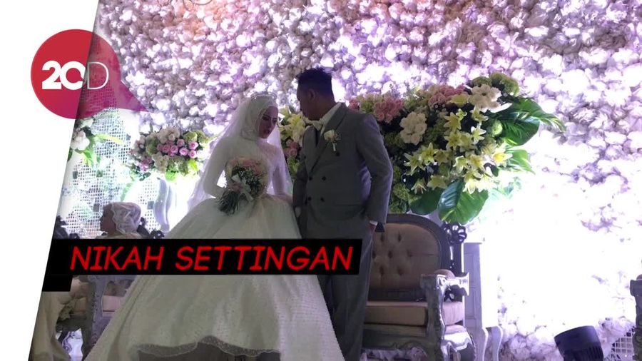 Pernikahan Para Artis Ini Diduga Hanya Settingan