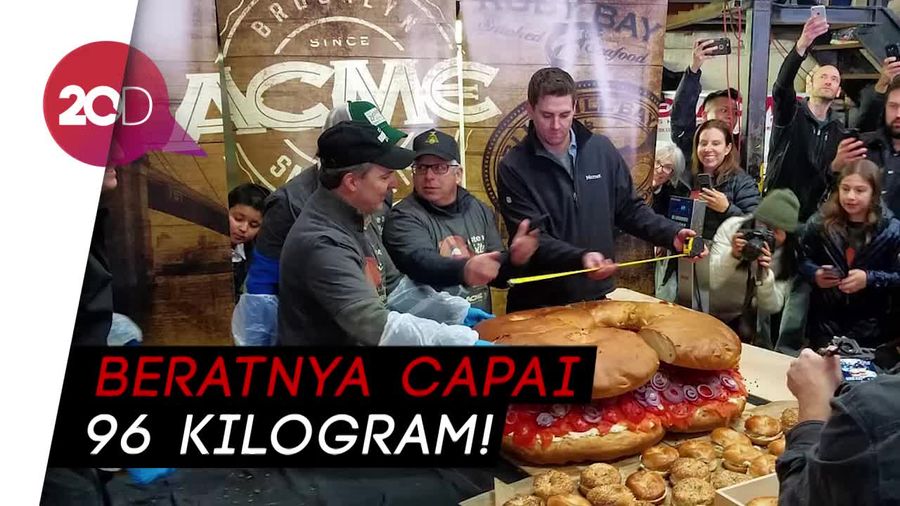 Cobain Deh Makan Roti Bagel Raksasa yang Pecahkan Rekor Dunia