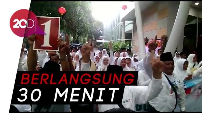 Pertarungan Yel-yel Pendukung Gus Ipul vs Khofifah